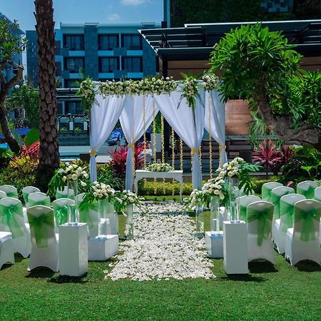 Courtyard By Marriott Bali Seminyak Resort Ngoại thất bức ảnh The Westin Orchard, Manila