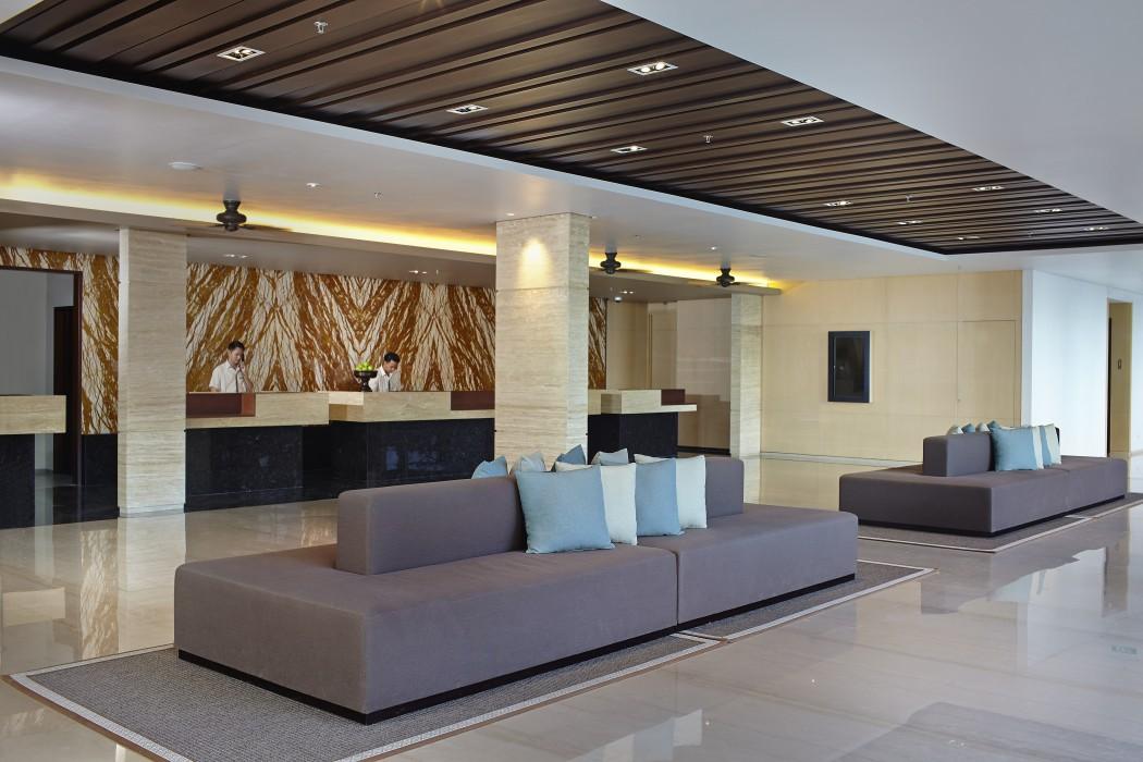 Courtyard By Marriott Bali Seminyak Resort Ngoại thất bức ảnh The lobby of the hotel