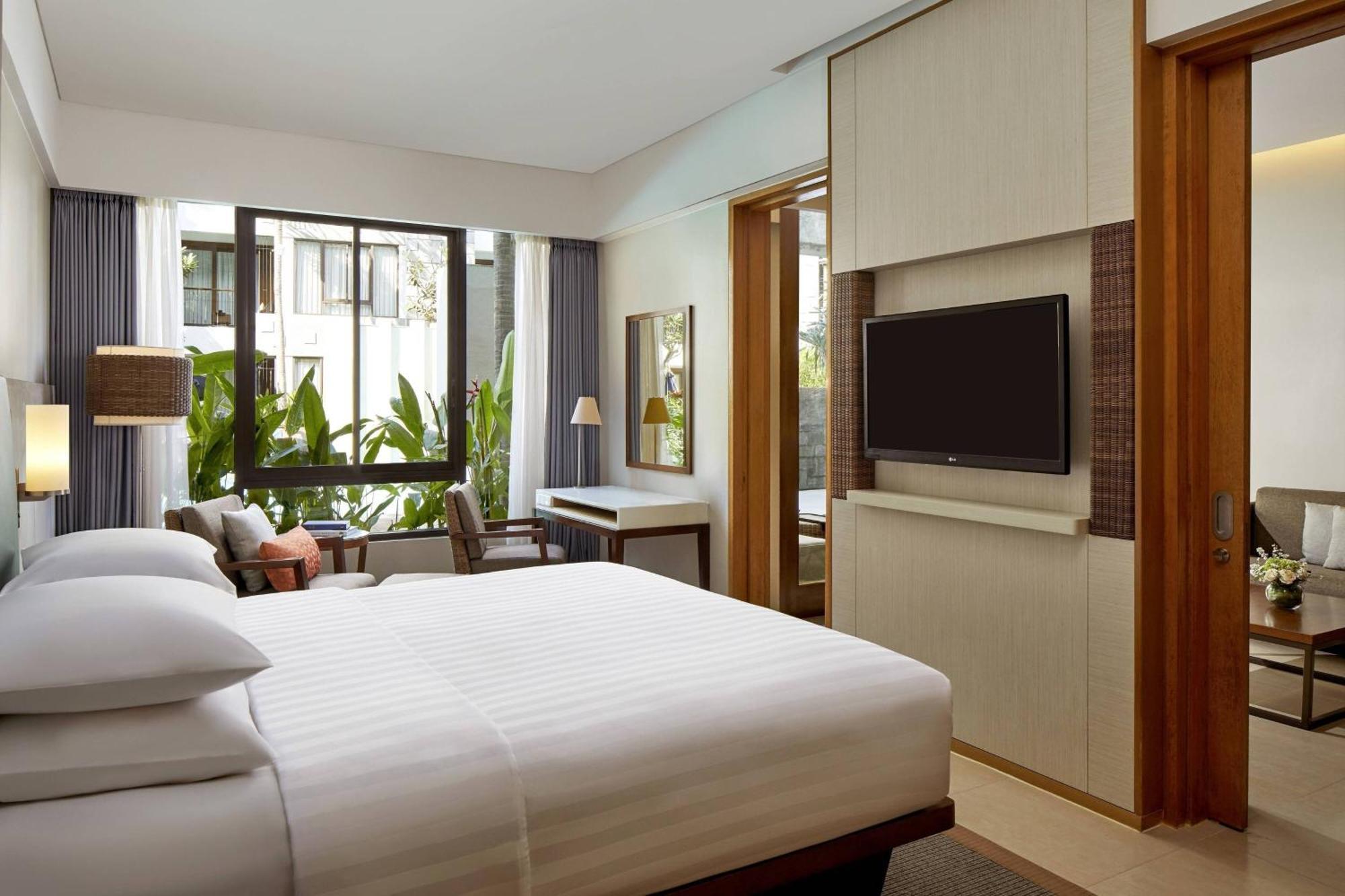 Courtyard By Marriott Bali Seminyak Resort Ngoại thất bức ảnh Deluxe Room